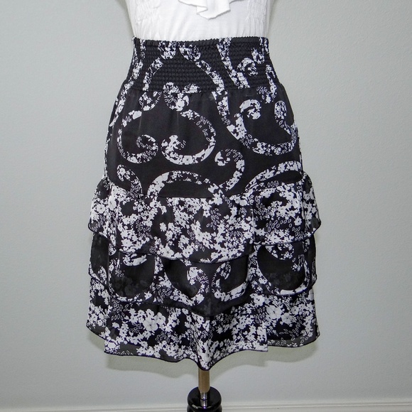 White House Black Market Dresses & Skirts - White House Black Market floral ruffled skirt